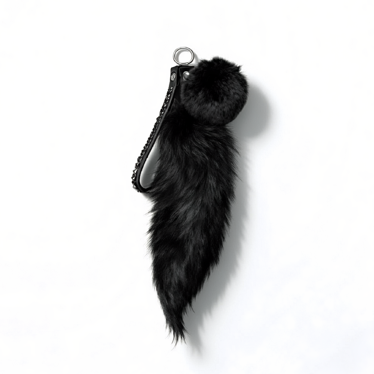 Pitch Black Pom Pom/Pitch Black Fox Tail